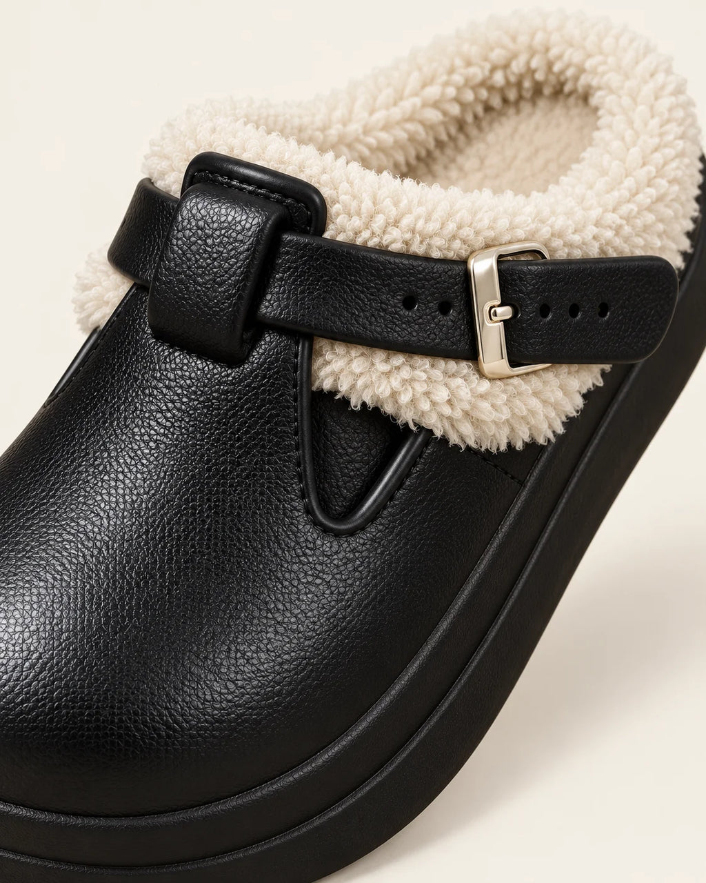 SONVARE Cozy Buckle Clogs