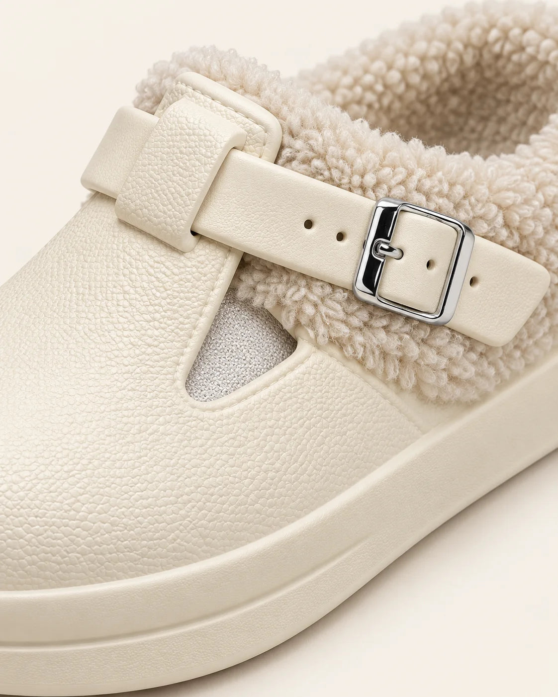 SONVARE Cozy Buckle Clogs